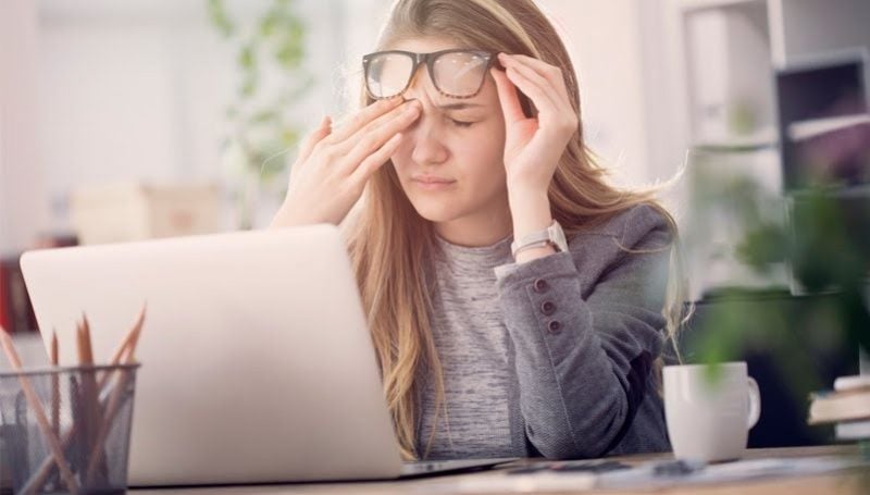 Cách phân biệt tròng Zeiss thật giả